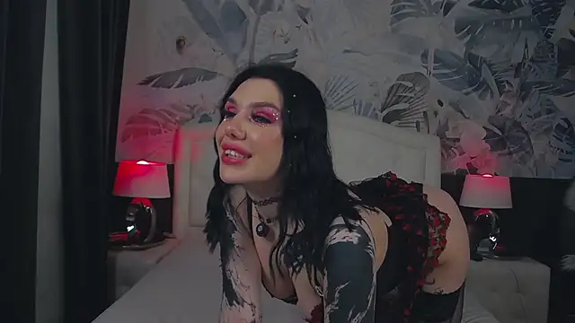 MaeveMoon online show from February 21, 2026, 6:43 pm