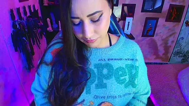 Snapshot of cherryy_bombshelll chatting on January 9, 2026, 5:09 pm cherryy bombshelll online show from January 9, 2026, 5:09 pm