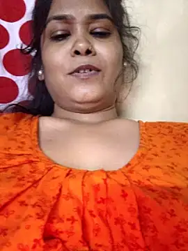 BOLDBEAUTY09 online show from February 10, 2025, 6:03 pm