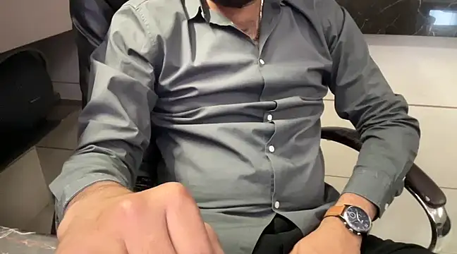 Snapshot of iamabigdickindian chatting on March 18, 2025, 7:12 am iamabigdickindian online show from March 18, 2025, 7:12 am