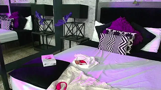 Snapshot of Hellen_Hell_ chatting on March 4, 2025, 6:29 pm Hellen Hell online show from March 4, 2025, 6:29 pm