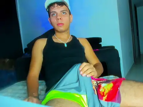 Alessandro 1610 online show from February 15, 2026, 6:47 am