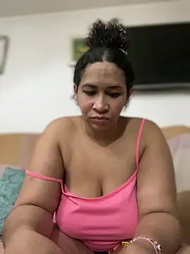 Carola-Ross online show from February 1, 2026, 2:48 pm