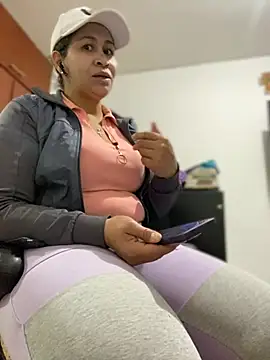 Carola-Ross online show from February 26, 2026, 5:35 pm