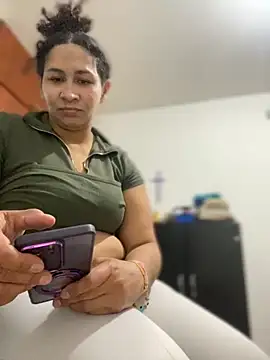 Carola-Ross online show from February 20, 2026, 5:26 pm