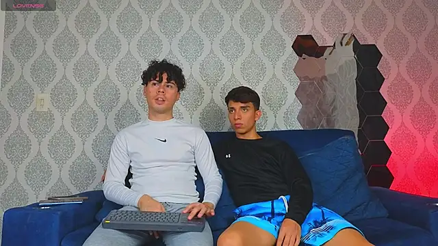 Angel boyy2 online show from March 2, 2025, 7:52 pm