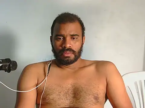 Snapshot of YOX22 chatting on February 12, 2026, 2:06 pm YOX22 online show from February 12, 2026, 2:06 pm