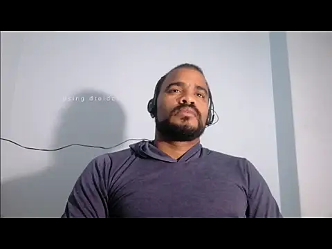 Snapshot of YOX22 chatting on March 22, 2025, 5:17 am YOX22 online show from March 22, 2025, 5:17 am