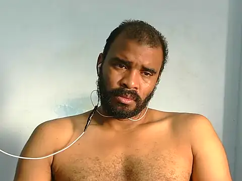 Snapshot of YOX22 chatting on February 11, 2026, 1:55 pm YOX22 online show from February 11, 2026, 1:55 pm