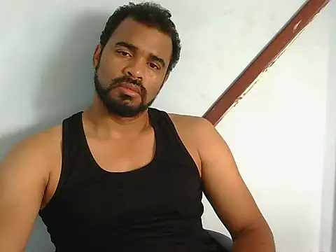 Snapshot of YOX22 chatting on November 5, 2025, 1:25 pm YOX22 online show from November 5, 2025, 1:25 pm