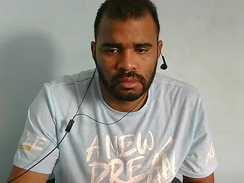 Snapshot of YOX22 chatting on September 23, 2025, 1:51 pm YOX22 online show from September 23, 2025, 1:51 pm