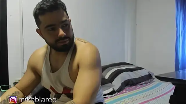 mikeblaree online show from October 25, 2025, 7:36 pm