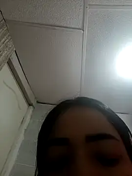 kimbadazz online show from February 9, 2025, 8:21 am