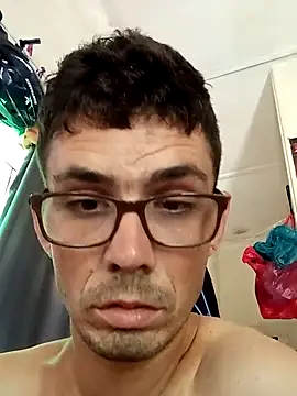 Snapshot of Invisibledickman chatting on February 5, 2026, 7:59 am Invisibledickman online show from February 5, 2026, 7:59 am