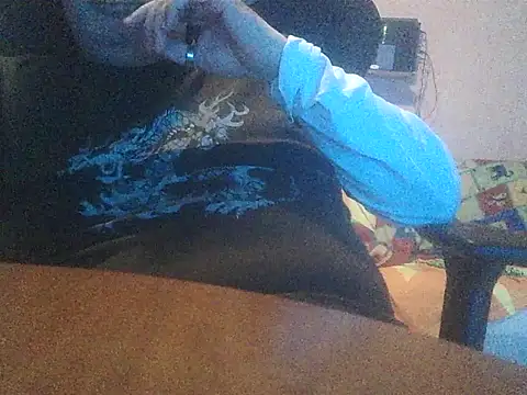 Snapshot of lanata chatting on November 4, 2025, 12:03 am lanata online show from November 4, 2025, 12:03 am