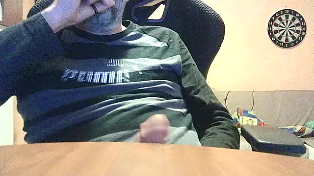 Snapshot of lanata chatting on March 16, 2025, 5:39 pm lanata online show from March 16, 2025, 5:39 pm