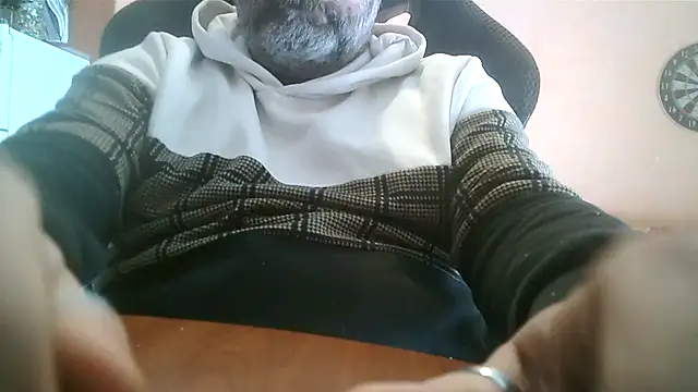 Snapshot of lanata chatting on February 7, 2025, 12:28 pm lanata online show from February 7, 2025, 12:28 pm