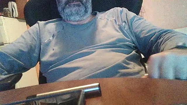 Snapshot of lanata chatting on April 18, 2026, 6:54 pm lanata online show from April 18, 2026, 6:54 pm