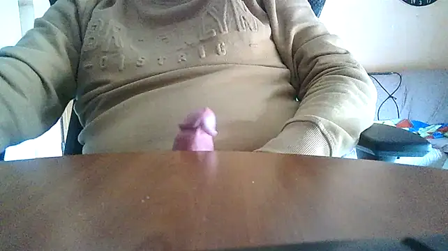 Snapshot of lanata chatting on March 1, 2025, 10:34 am lanata online show from March 1, 2025, 10:34 am