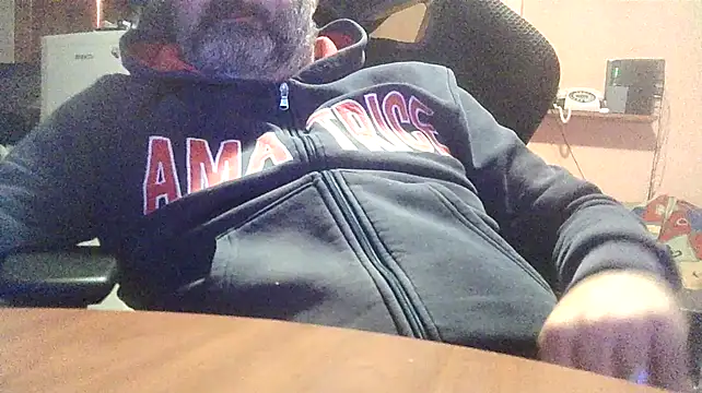 Snapshot of lanata chatting on February 13, 2025, 8:24 pm lanata online show from February 13, 2025, 8:24 pm