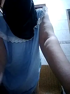 Snapshot of nouhaty chatting on October 24, 2025, 5:50 am nouhaty online show from October 24, 2025, 5:50 am