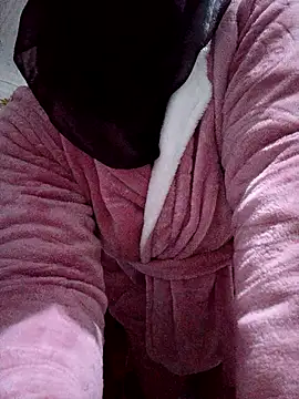 Snapshot of nouhaty chatting on December 3, 2025, 6:03 am nouhaty online show from December 3, 2025, 6:03 am