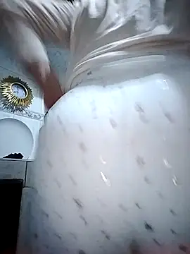 Snapshot of nouhaty chatting on November 16, 2025, 7:02 am nouhaty online show from November 16, 2025, 7:02 am