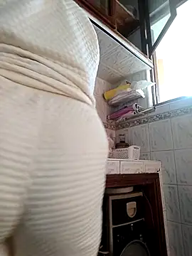 Snapshot of nouhaty chatting on November 22, 2025, 9:41 am nouhaty online show from November 22, 2025, 9:41 am