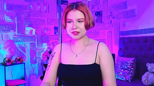 MitsukiMun online show from March 14, 2025, 3:36 pm