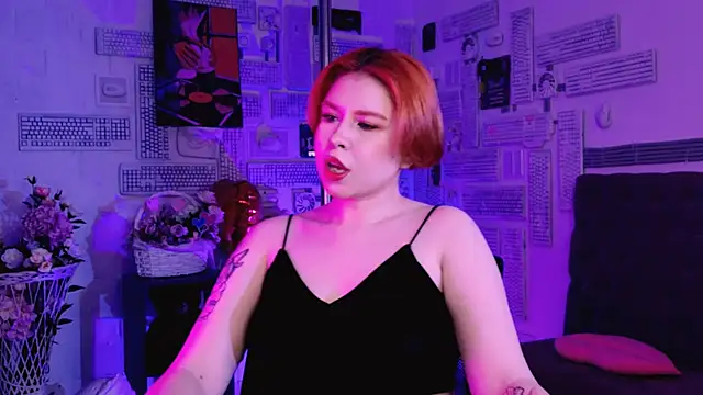 MitsukiMun online show from February 25, 2025, 4:35 pm