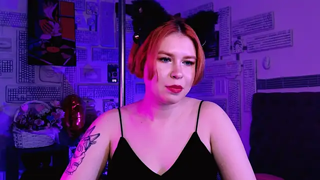 MitsukiMun online show from February 26, 2025, 12:05 pm