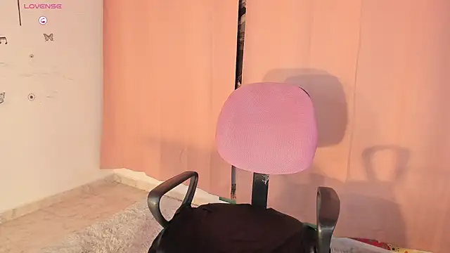 Snapshot of Nataylayla chatting on September 9, 2025, 10:30 pm Nataylayla online show from September 9, 2025, 10:30 pm