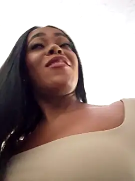 Snapshot of Nataylayla chatting on October 4, 2025, 8:43 pm Nataylayla online show from October 4, 2025, 8:43 pm