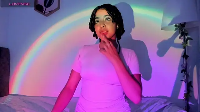 Dhalila  online show from October 10, 2025, 1:06 am