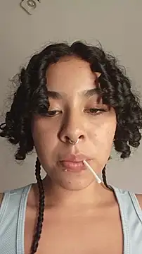 Dhalila  online show from October 16, 2025, 2:31 am