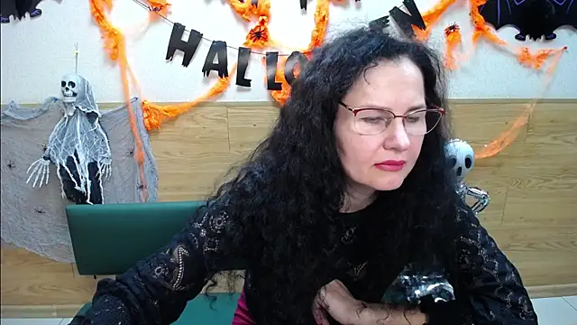 Miroslava Happi online show from November 6, 2025, 6:39 am