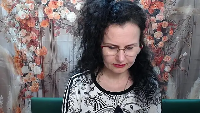 Miroslava Happi online show from April 19, 2026, 5:30 am