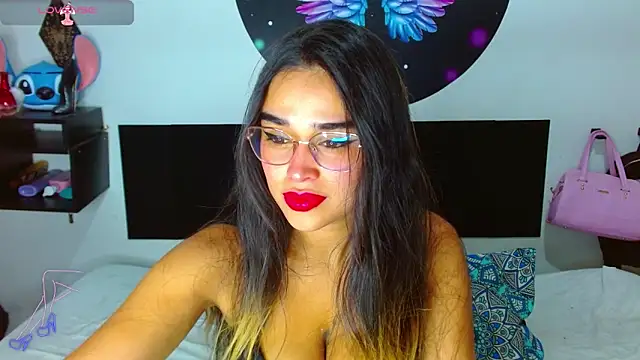 Ana Riderr online show from November 10, 2025, 3:55 am