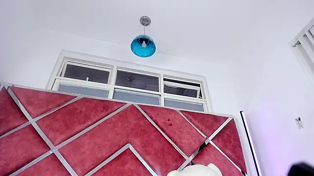 Snapshot of Lynda_Bonnie chatting on March 15, 2025, 9:16 pm Lynda Bonnie online show from March 15, 2025, 9:16 pm