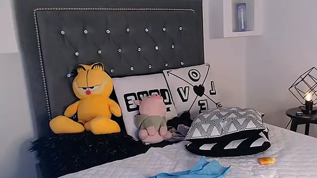 Snapshot of MaikyCooper chatting on March 17, 2025, 4:51 am MaikyCooper online show from March 17, 2025, 4:51 am