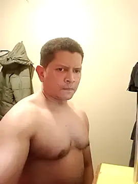 machoactivo1 online show from February 13, 2025, 2:23 am