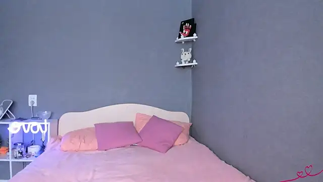 ashley lovestory online show from November 15, 2025, 6:06 am