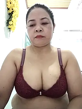 Baby-bigtits2024 online show from October 2, 2025, 10:13 pm