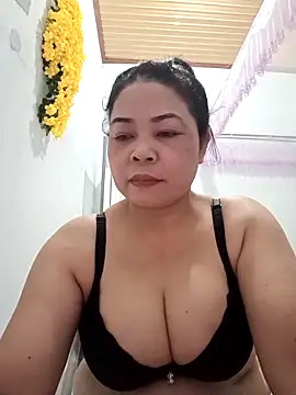 Baby-bigtits2024 online show from March 8, 2025, 8:33 am