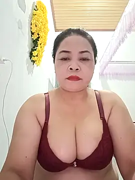 Baby-bigtits2024 online show from February 16, 2025, 10:55 pm