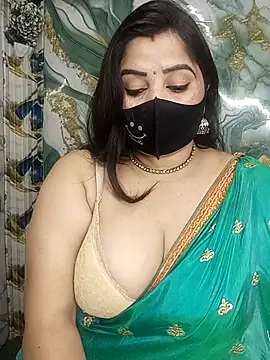 Snapshot of seetatiwari chatting on November 19, 2025, 5:13 pm seetatiwari online show from November 19, 2025, 5:13 pm