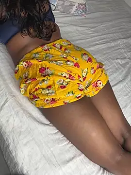 Snapshot of Natasha_is_here chatting on February 9, 2025, 1:14 pm Natasha is here online show from February 9, 2025, 1:14 pm