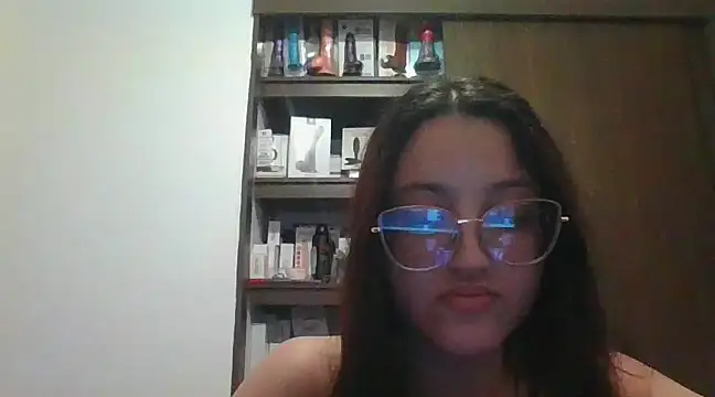 Snapshot of alexandrasmiths chatting on February 12, 2025, 2:24 am alexandrasmiths online show from February 12, 2025, 2:24 am