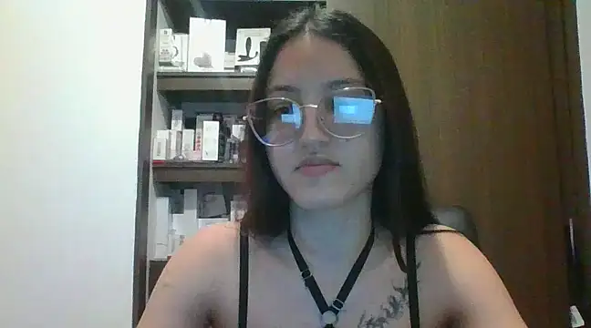 Snapshot of alexandrasmiths chatting on February 13, 2025, 4:22 am alexandrasmiths online show from February 13, 2025, 4:22 am