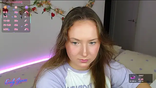 Snapshot of EmilyxxGraces chatting on July 31, 2026, 11:24 pm EmilyxxGraces online show from July 31, 2026, 11:24 pm